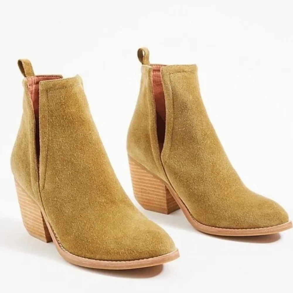 Jeffrey Campbell Orwell Suede Bootie Size 10